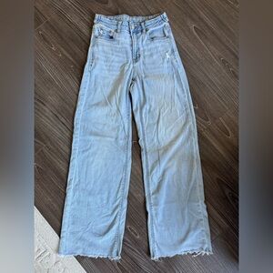 American Eagle High Rise Wide Blue Jeans